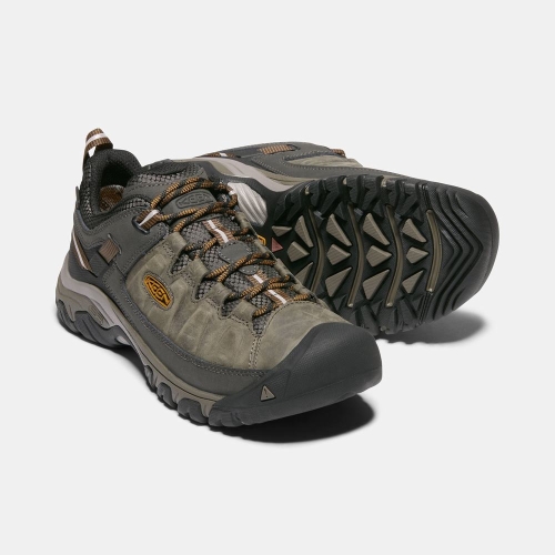 Men's Keen Targhee III Waterproof Hiking Shoes Olive Black | JEF-703826